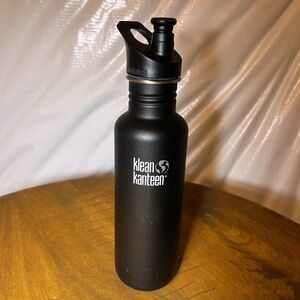 Kleen Kanteen water bottle